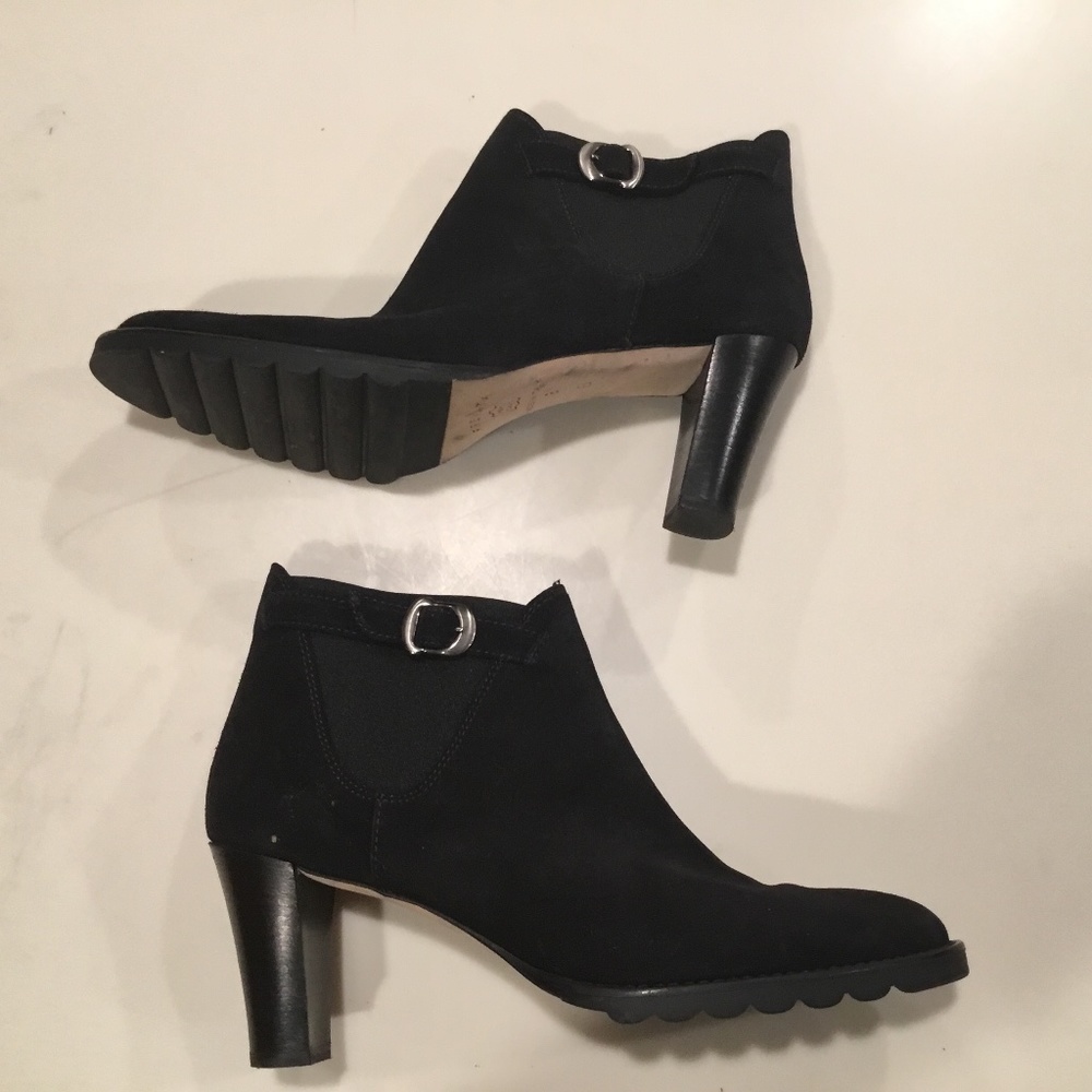 Prevata Women’s Black Ankle Booties